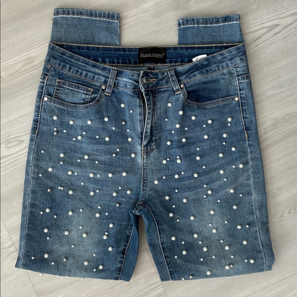 Frank Lyman Size L Pearl Adorned Jeans